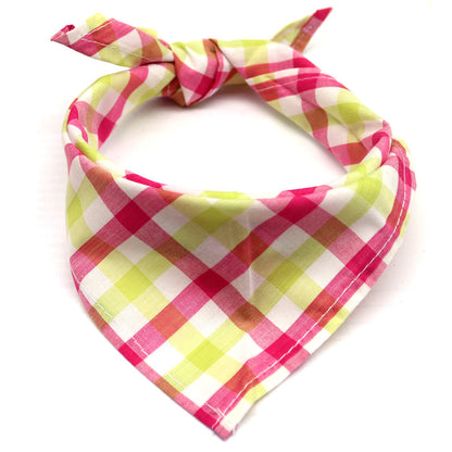 pet-towelettes-dog-cat-plaid-red-and-white-grid-droppzza.jpg